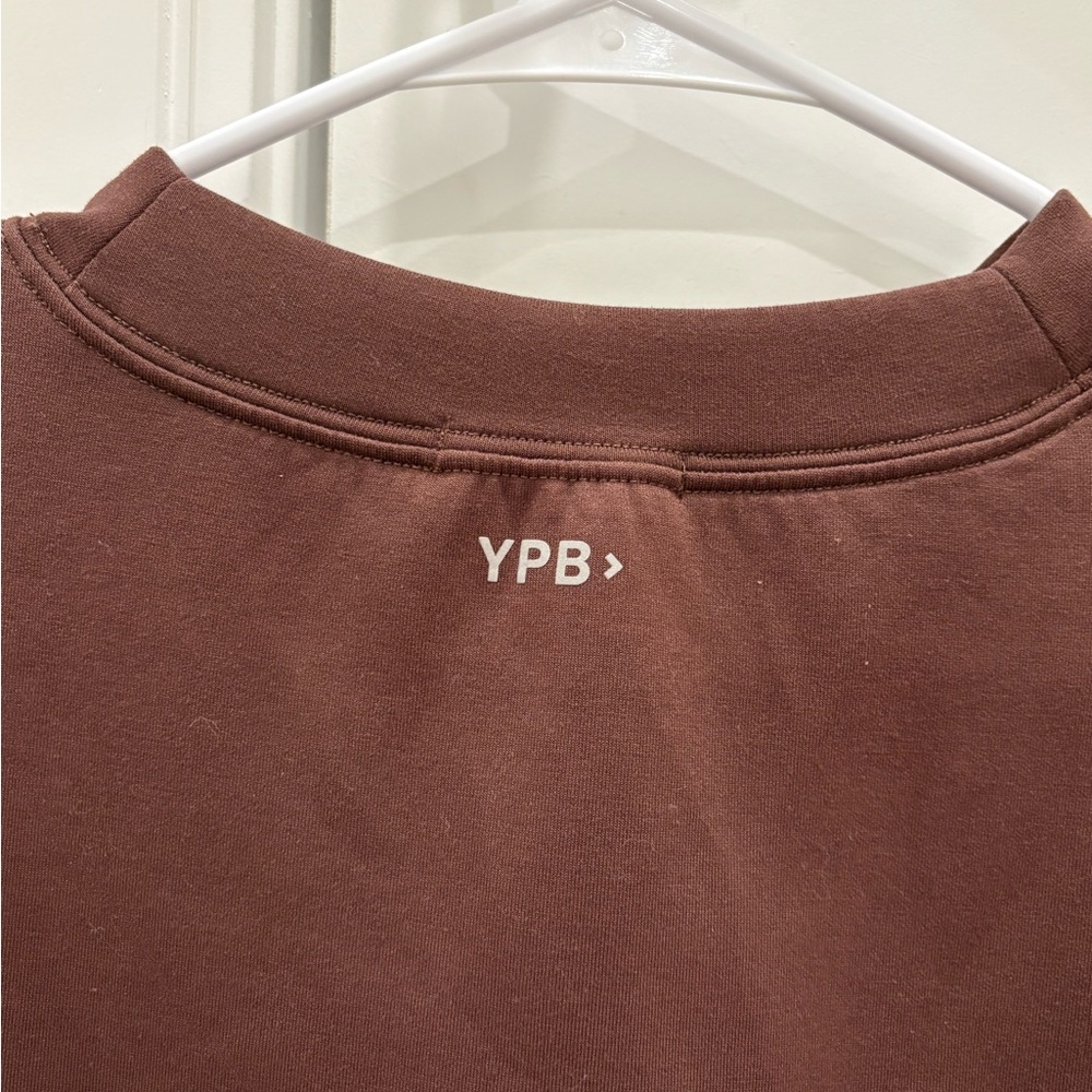 YPB by Abercrombie Brown Crewneck - Picture 6 of 8